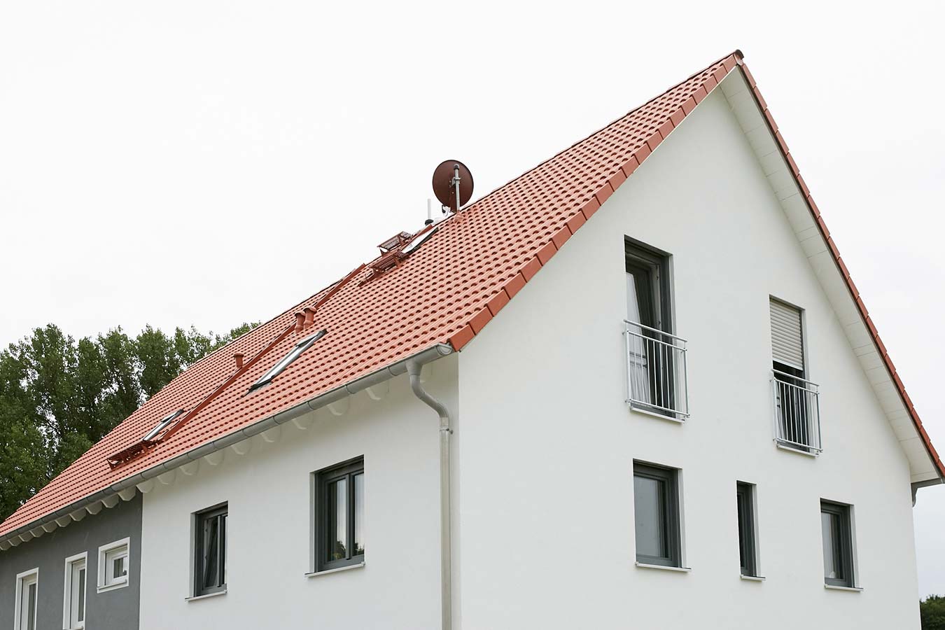 Referenz Modernisierung Doppelhaushälfte von Alto Glück Zimmerei Holzbau, Seitenansicht